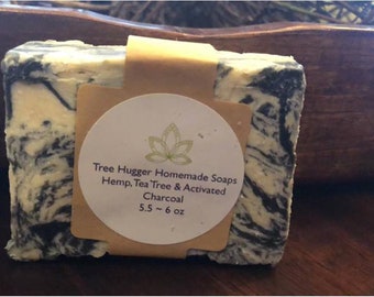 Aceite de cáñamo, carbón activado, aceite esencial de árbol de té