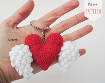 Crochet amigurumi pattern for Valentines day, red heart amigurumi pattern wings crochet pattern, keychain amigurumi pattern for baptism