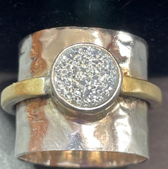 Silver Hammered YS Grass Ring - image 8