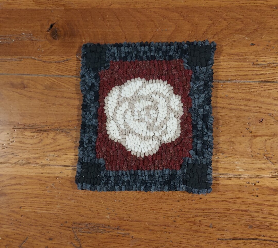 White Rose Primitive Hand Hooked Rug by Sharon Fitzpatrick Perry (7 X 8 ...