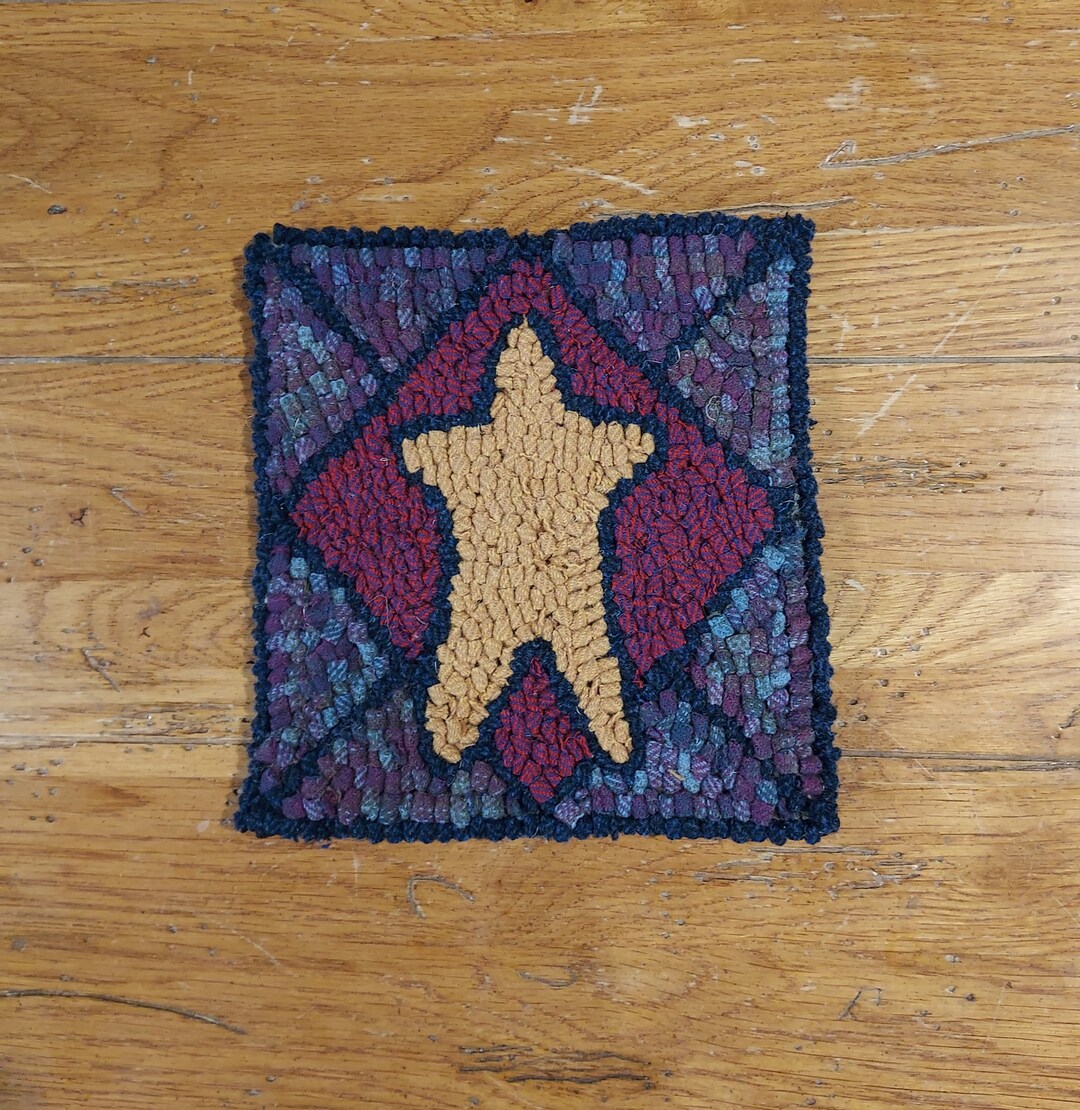 Primitive Star Rug BRIGHT STAR Primitive Hand Hooked Rug Trivet, Candle or Mug Rug by ...