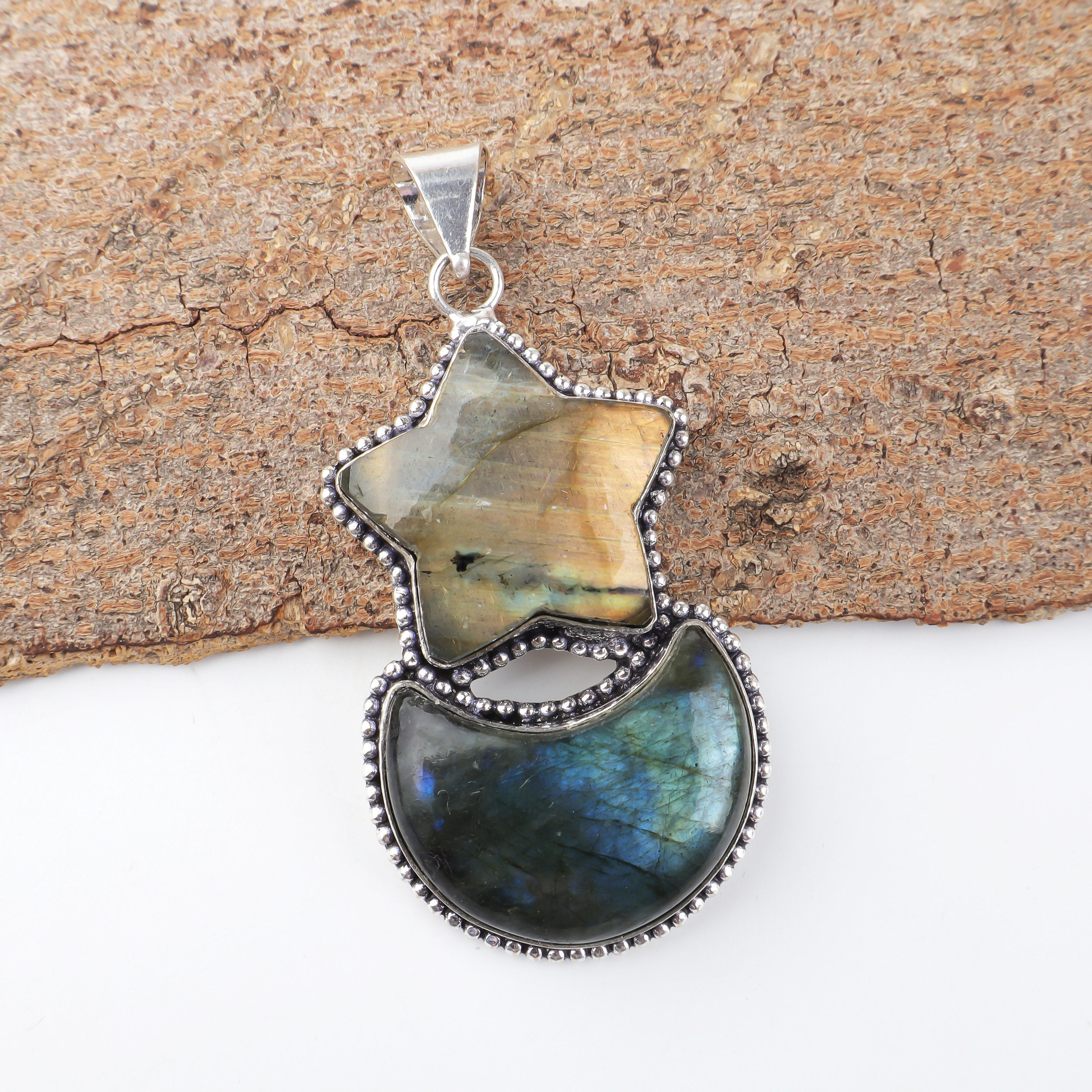 ラブラドライトの月と星の形の宝石ペンダント、ヴィンテージスタイルの