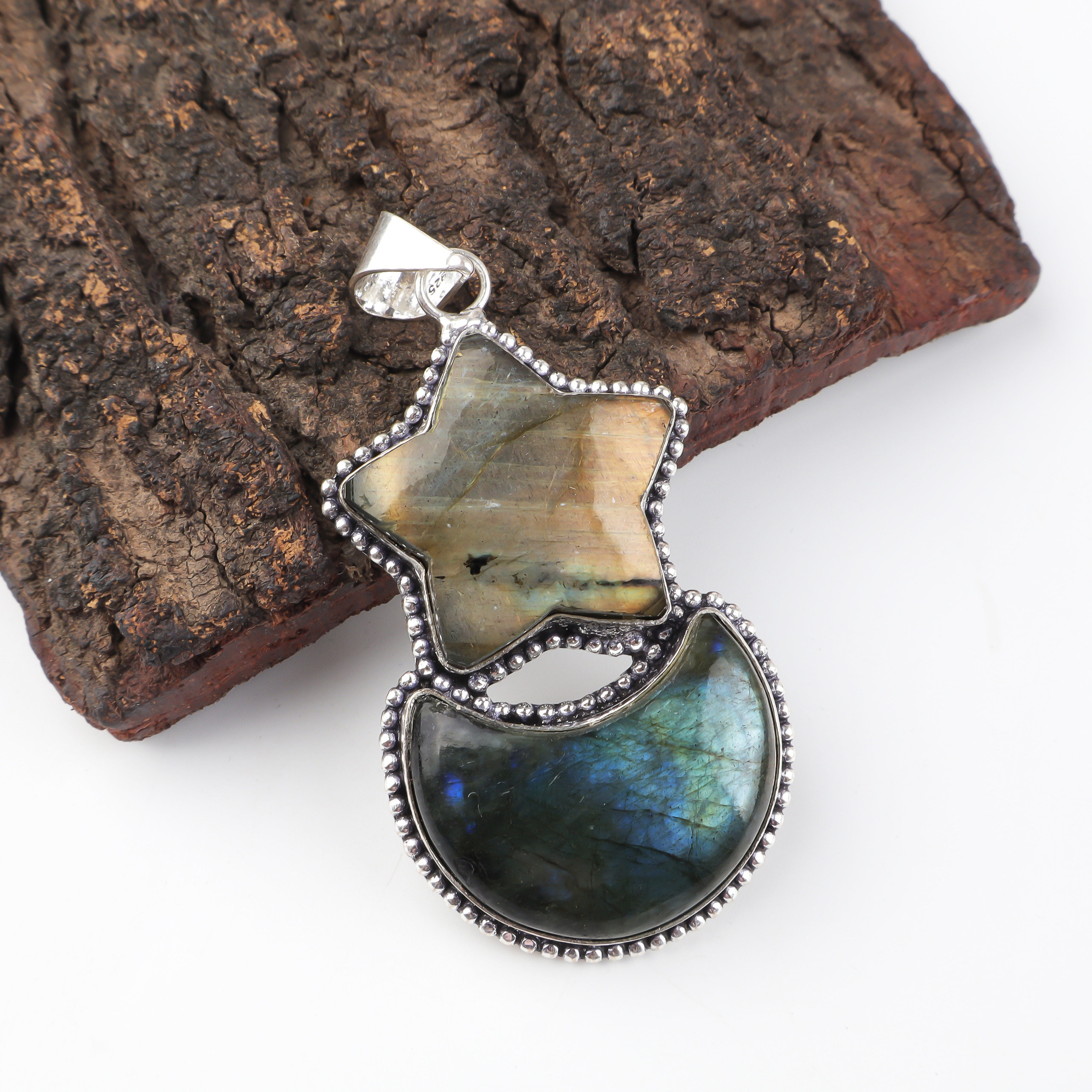 ラブラドライトの月と星の形の宝石ペンダント、ヴィンテージスタイルの