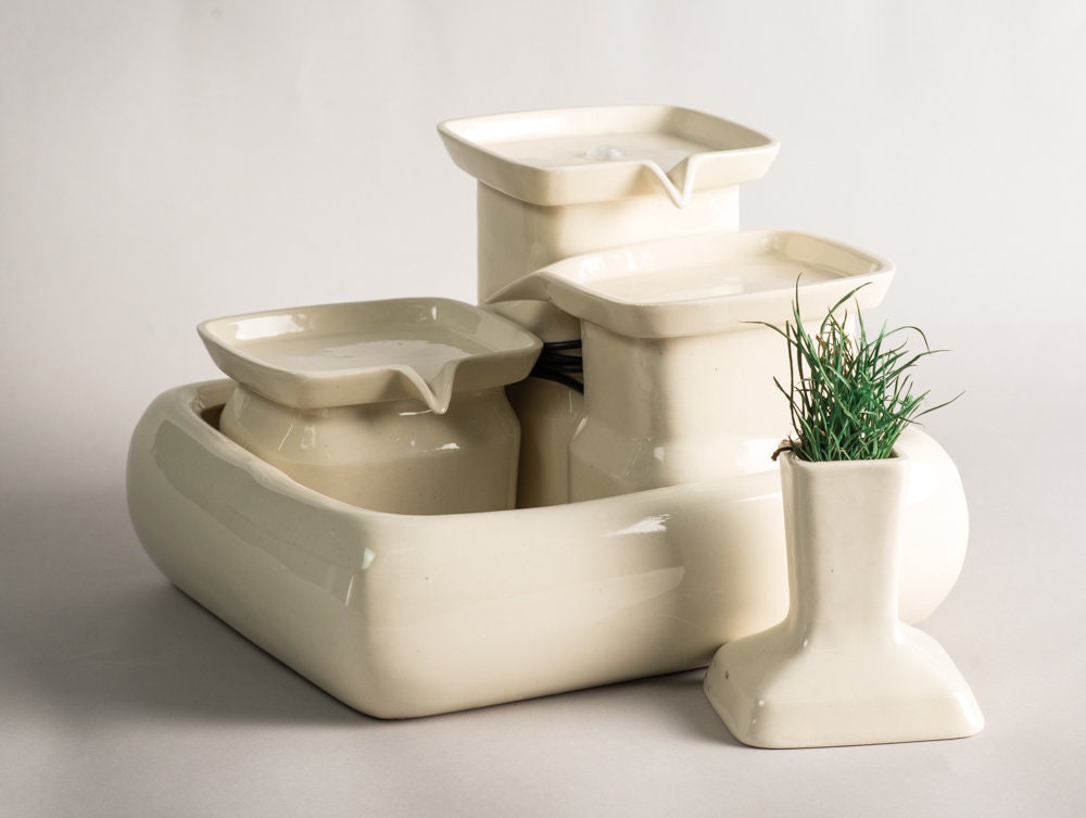 ceramic cat drinking fountain