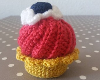 Cupcake cat toy with catnip and cotton filling. Cat lover handmade gift idea. Marty Merlin Crochet