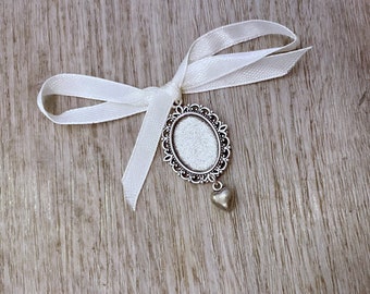 Wedding Bouquet Photo Charm: Silver Plated Memorial Keepsake