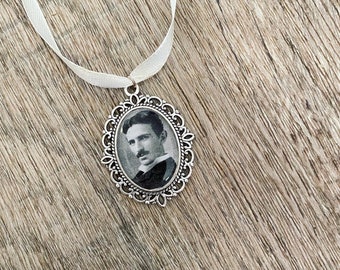 Limited Larger Silver Single Frame Oval Wedding Bouquet Memory Photo Charm Wedding Bouquet Memorial Charm Memorial Bouquet Charm