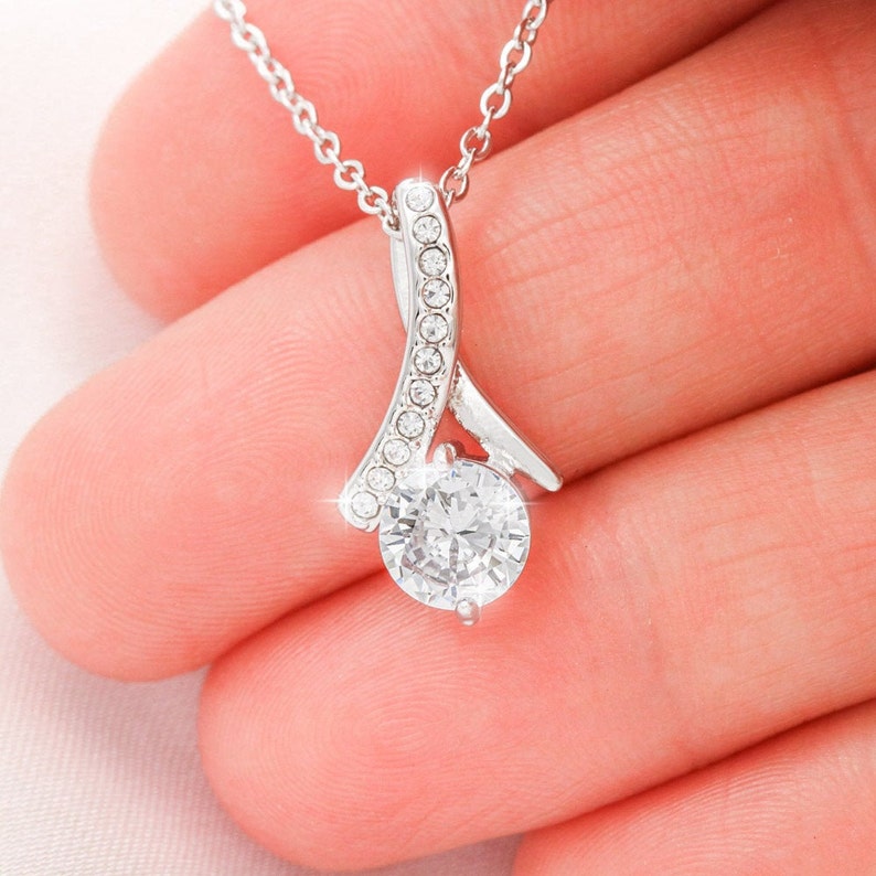 Alluring Beauty Necklace Necklace for Wife Meaningf