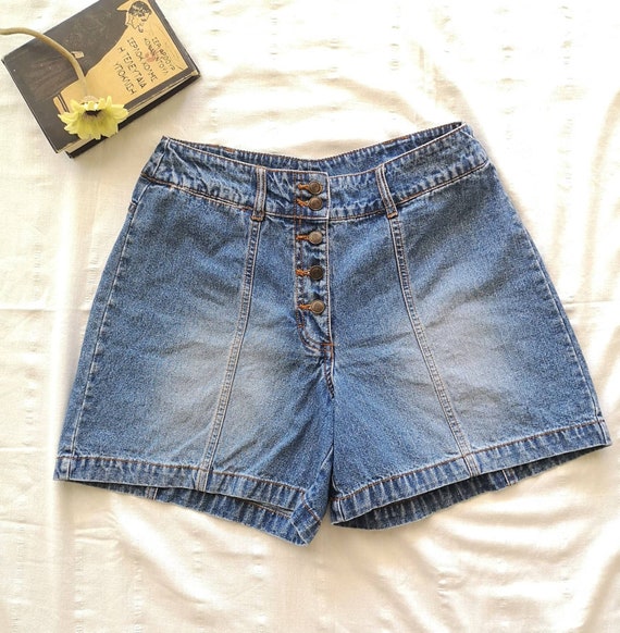 vintage high rise festival shorts