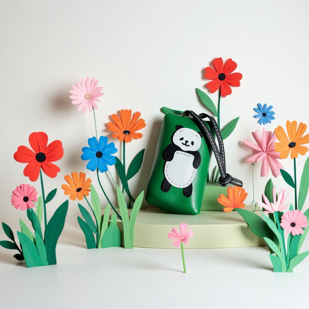 Panda Key Case in Genuine Leather | Zipper Key Holder, Keyring Pouch ...