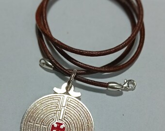 Templerorden-Anhänger Mit Lederband – Tatzenkreuz In Silber/Schwarz