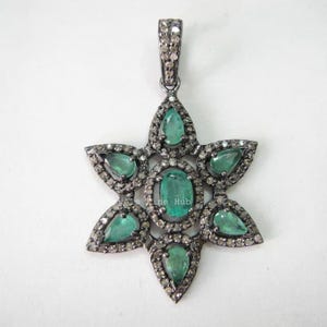 Green Emerald Flower Pendant Necklace 925 Solid Sterling Silver Natural Pave Diamond Natural Green Emerald Gemstone handmade Pendant Jewelry