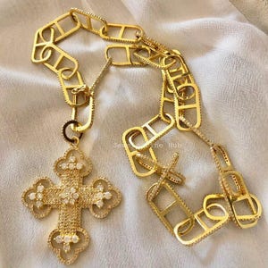 Interlocking Chain Necklace Solid 925 Sterling Silver Religious Cross Charm Pendant Necklace Natural Pave Diamond Cross Pendant Fine Jewelry