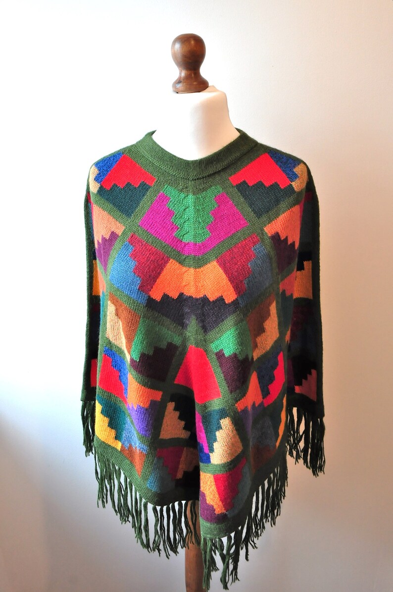 Handmade Peruvian Poncho made from Peruvian Baby-Alpaca wool Handwoven Inca Poncho Traditional Peruvian poncho image 7