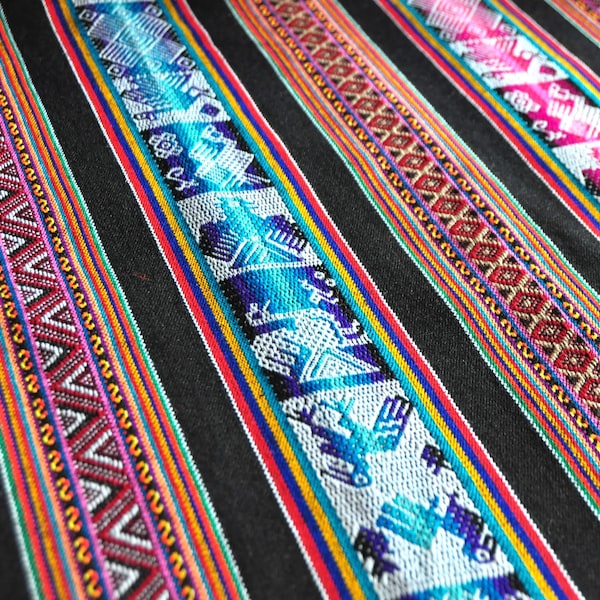 IB: Tissu Péruvien Andin  "CHINCHEROS" | Tissage péruvien “Aguayo” | Tissus colorés | Telar tissé Inca | Tissu artisanal AVEC couture prévue