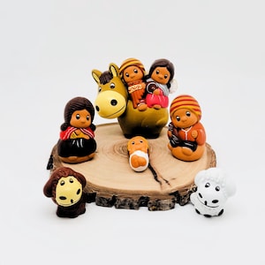 Peruvian Handcrafted Nativity Scene &quot;Holy Family and Angels on a Donkey&quot; - 6 Clay Pieces
