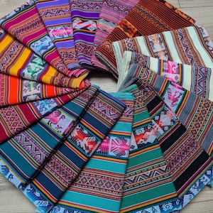 Andean Elegance: Peruvian Fabric "CHINCHERO" - Authentic & Vibrant Weaving | Add a Touch of Magic to Your Home!