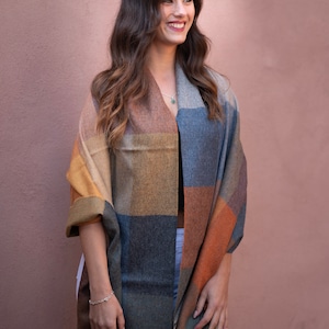 Soft Peruvian Alpaca stole Scarf Luxury shawl in 100% Baby-Alpaca Model-Color TABASCO Alpaca shawl image 1