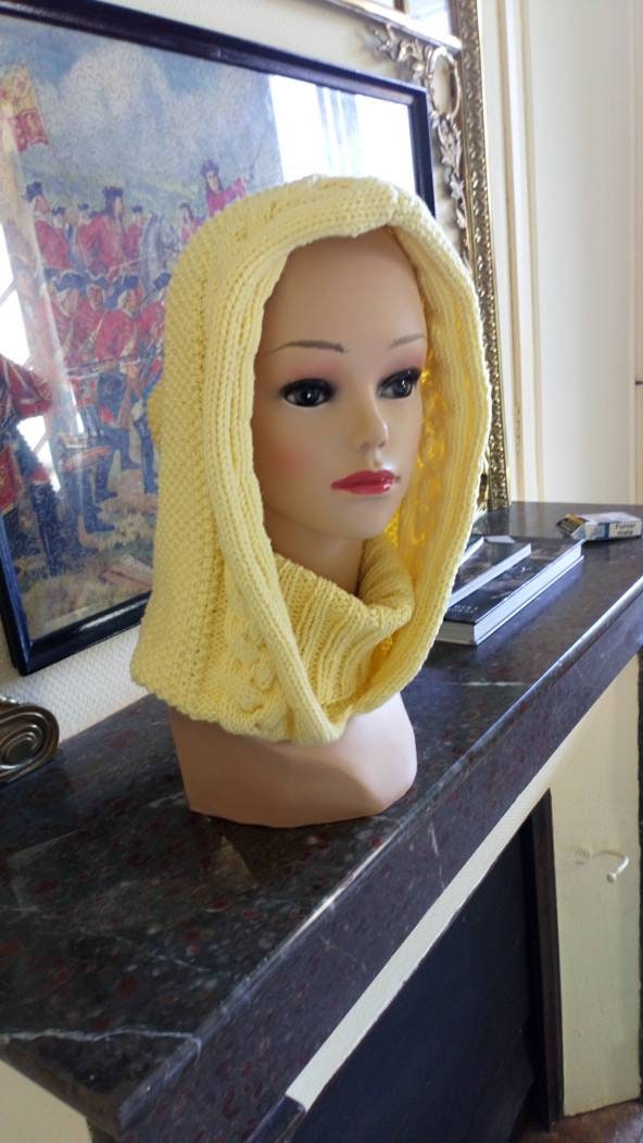 Turtleneck snood hood knitted hand