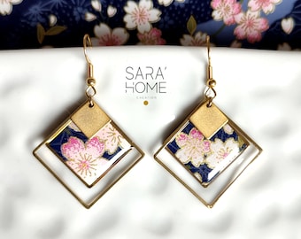 Japanese Flower Collection, Square Gold Plated Earrings in Dark Blue and Pale Pink Flowered Washi Paper