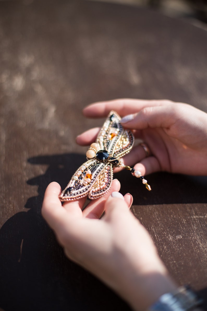 Embroidered insect pin Trendy insect jewelry beige dragonfly brooch handmade gold black insect Tropical animal brooch