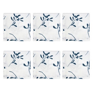 Celina Digby Luxury Designer Contemporary Modern Festive Christmas Napkin Set, Eco-Friendly Recycled Fabric, Mistletoe Natural / White 38cm Set of 6