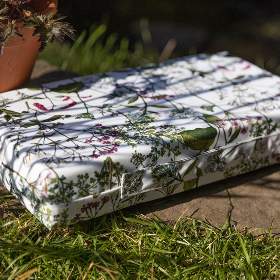 Garden kneeler with handles deals