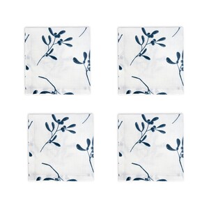 Celina Digby Luxury Designer Contemporary Modern Festive Christmas Napkin Set, Eco-Friendly Recycled Fabric, Mistletoe Natural / White 38cm Set of 4