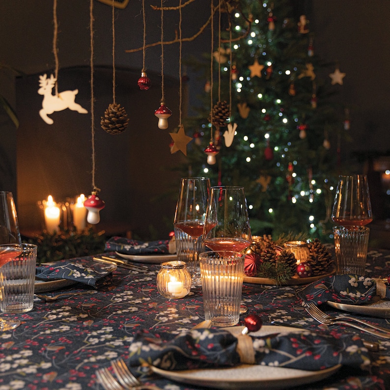 Celina Digby Designer Christmas Festive Water and Stain Resistant Indoors Outdoors Tablecloth Robin & Berries Navy AVAILABLE IN 6 SIZES image 5