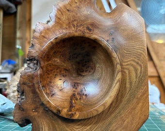 Burr elm standing bowl