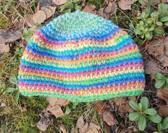 Bonnet arc-en-ciel pour enfants - crocheté à la main