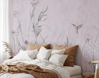 Fototapeta „Kwiaty Chinoiserie” z kwiatami i ptakami | Zdejmowana, samoprzylepna tapeta z motywem botanicznym w kolorze różu | Dekoracja ścienna do pokoju dziewczęcego