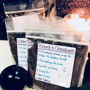 Hekate's Crossroads Incense