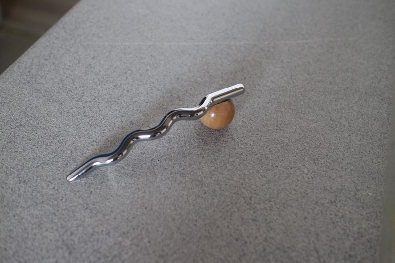Pomelli rotondi in legno massello con finitura: maniglie per cassetti in legno naturale immagine 4