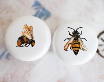 Handmade Honey Bee Wooden Drawer Knobs - Kids Decor (41mm)