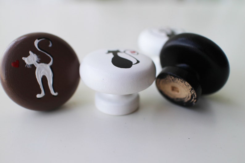 Handpainted Cat Knobs Breeds of Cats Drawer Pulls Dresser Etsy