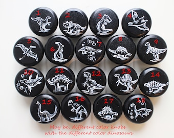 Ręcznie robione gałki do szuflad z czarnego drewna w kształcie dinozaura: wystrój pokoju dziecięcego