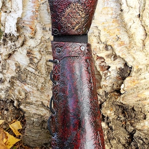 Protector de brazo Hope&#39;s End / Brazalete de cuero para tiro con arco / Protección funcional para LARP, cosplay y tiro con arco real