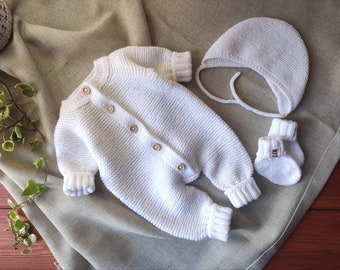 Baby Coming Home Outfit | Newborn Knit Romper, Hat and Booties | Gender Neutral Baby Set.