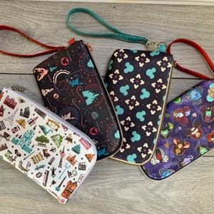 Purple Dragon Fabric, WDW Disneyland Parks, Disney Villains Fan, Vinyl Yarrow Pouch Wristlet