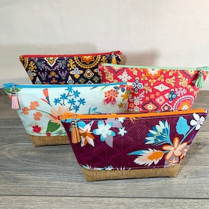 Hawaiian Floral Makeup, Cosmetic, Toiletry Bag, small