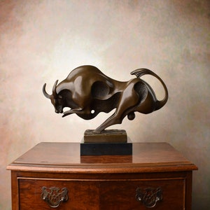 Limited Bronze! Large and Heavy! Modernist Bull Sculpture Bronze Sculpture, Figurine on Marble Base, Signed, numbered, foundrymark