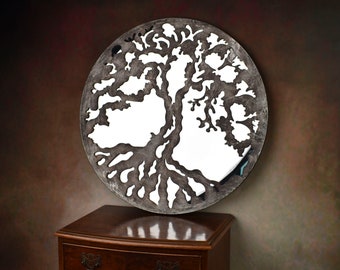 Ronde spiegel in brons en roest frame met boommotief, moderne kunststijl spiegel, wanddecoratie, woondecoratie,