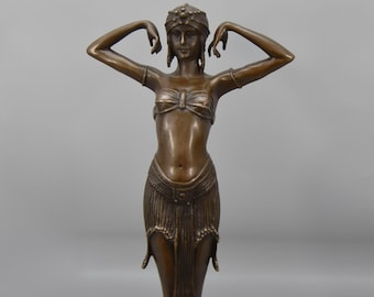 Art Deco Bronze Figure shows Dancer after D.H.Chiparus, Bronze Sculpture on Marble Base, Dancing Woman from 20s