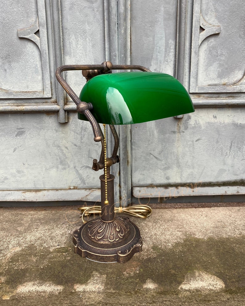 Banker lamp, adjustable height, vintage, art deco lamp, green sh Banker lamp, adjustable height, vintage, art deco lamp, green sh