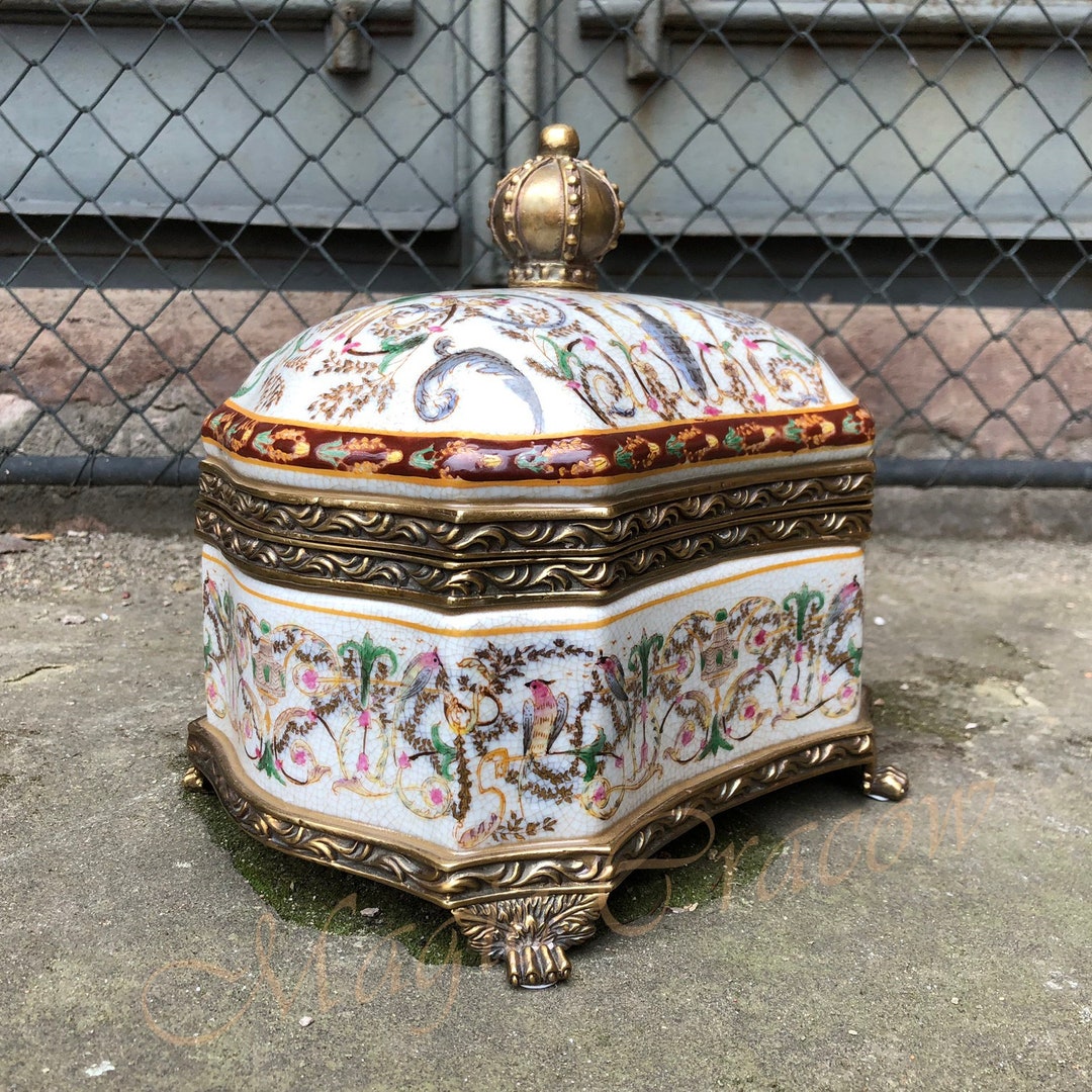Porcelain Box With Lid, Brass Mounted, Royal Motif, Floral Ornaments