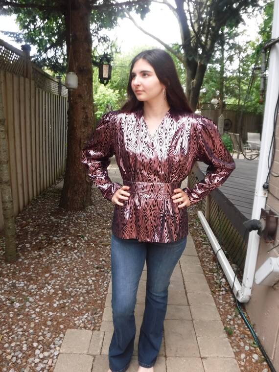 Disco Maven! Pink metallic retro blouse