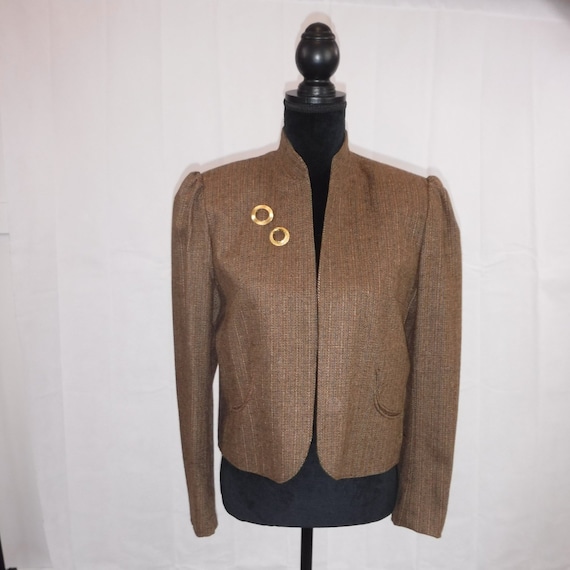 Vintage blazer with puff sleeves