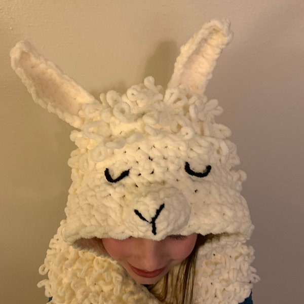 Alpaca Floral Pattern Print Hooded Blanket