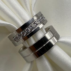 Silver Couple Rings Stainless Steel Zirconia Matching Promise Bands with Free Engraving, Anniversary Wedding Gift Set – Lumare